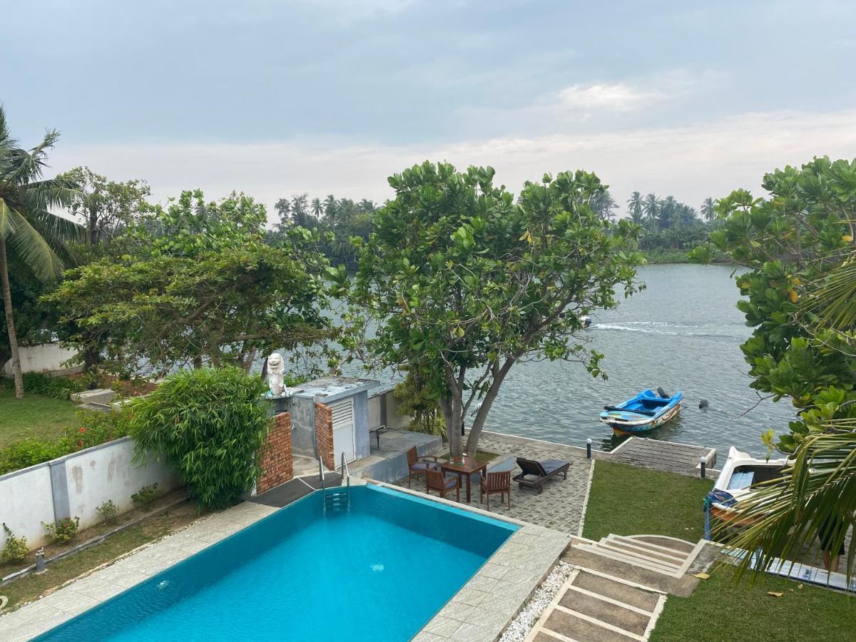 Villa Riverside Aluthgama Exterior photo